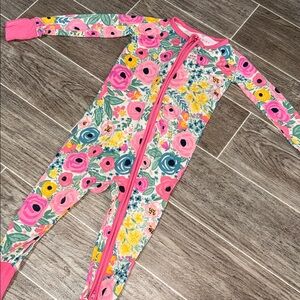 🌸 Little Sleepies Floral Zippy – Size 12–18 Months 🌸